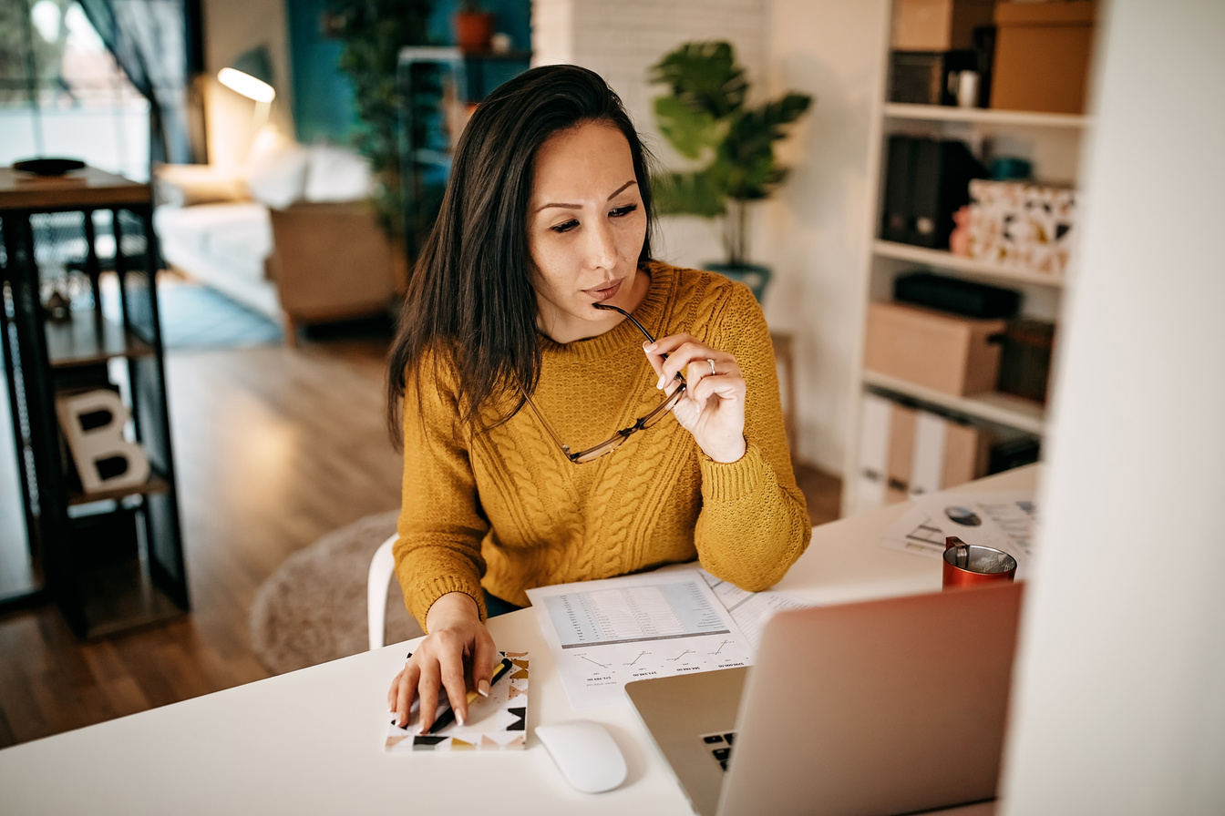 Multitasking of young female entrepreneur